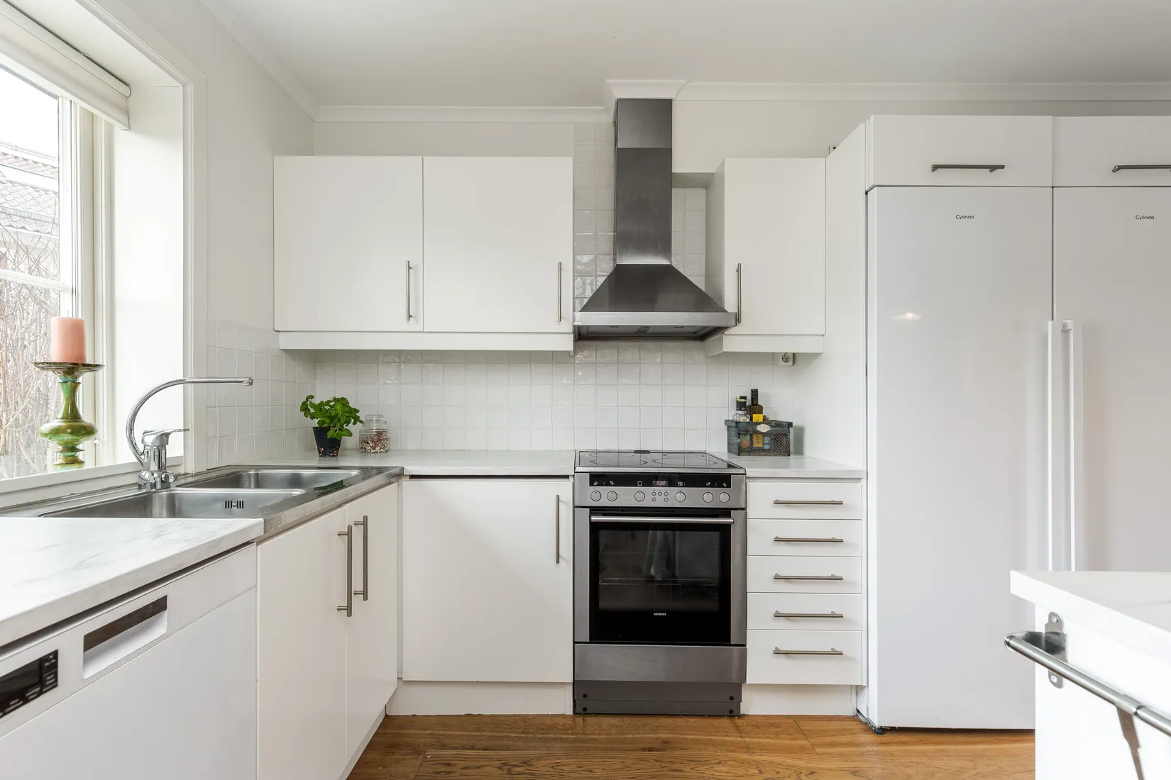 Radhus, Kärnbogatan 8F, Centrala Mariefred, Strängnäs