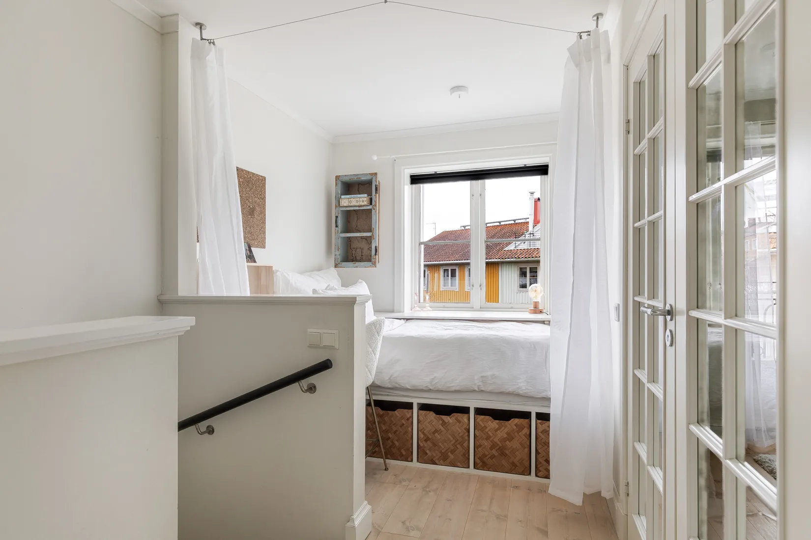 Radhus, Kärnbogatan 8F, Centrala Mariefred, Strängnäs