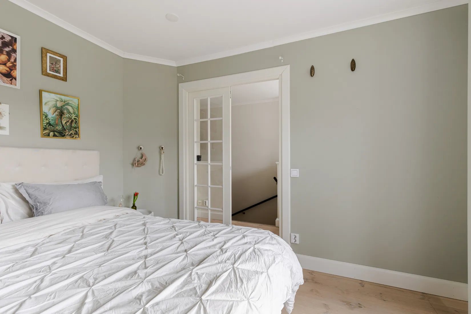 Radhus, Kärnbogatan 8F, Centrala Mariefred, Strängnäs