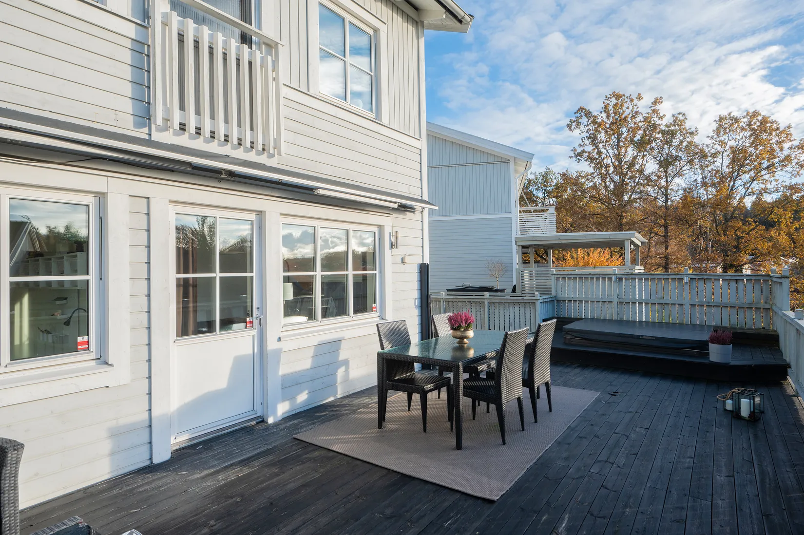 Villa, Radhus, Myrängsvägen 127, Huddinge