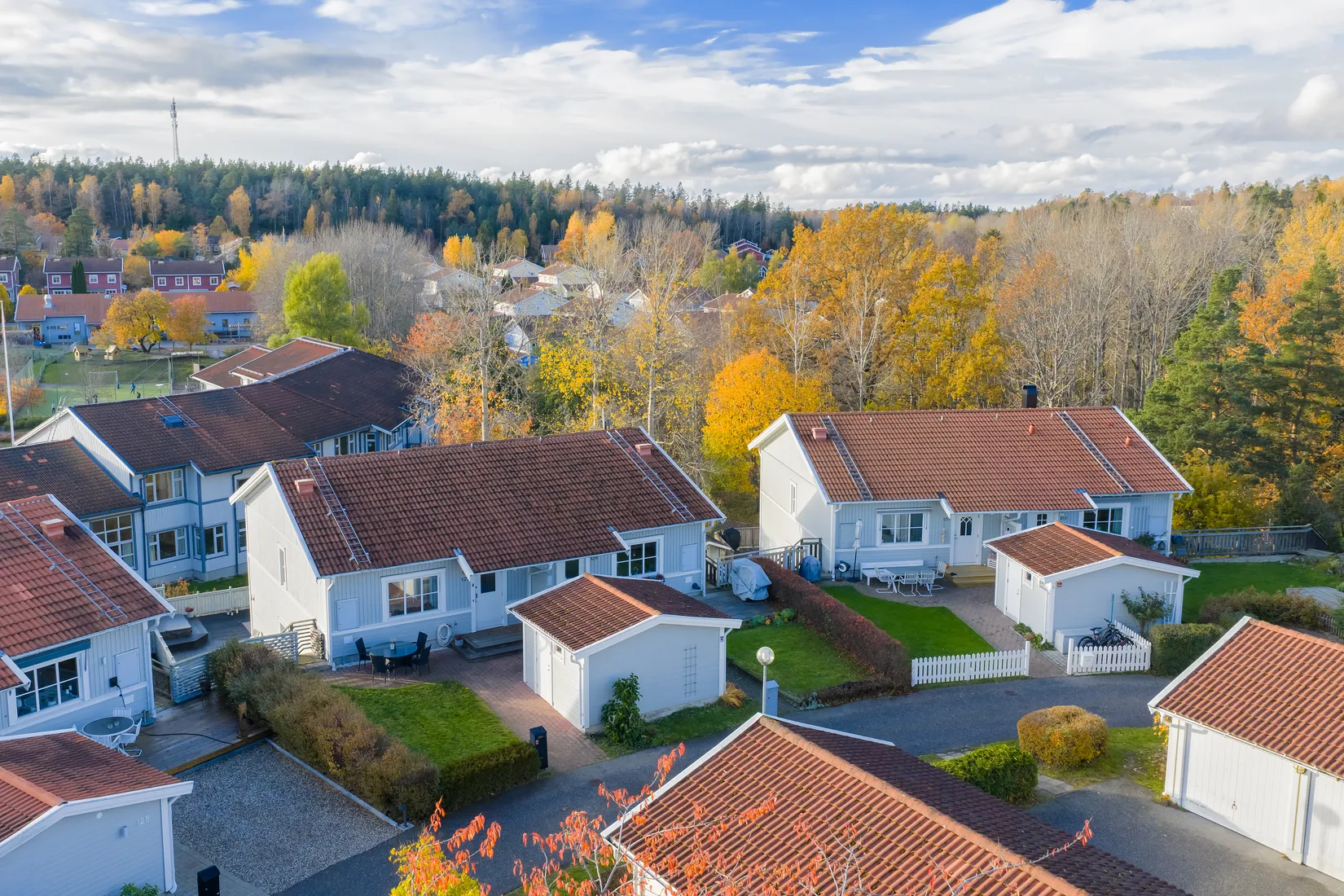 Villa, Radhus, Myrängsvägen 127, Huddinge