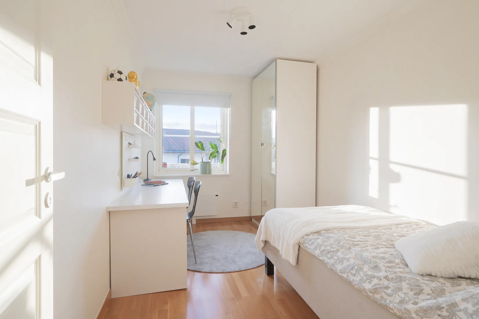 Villa, Radhus, Myrängsvägen 127, Huddinge