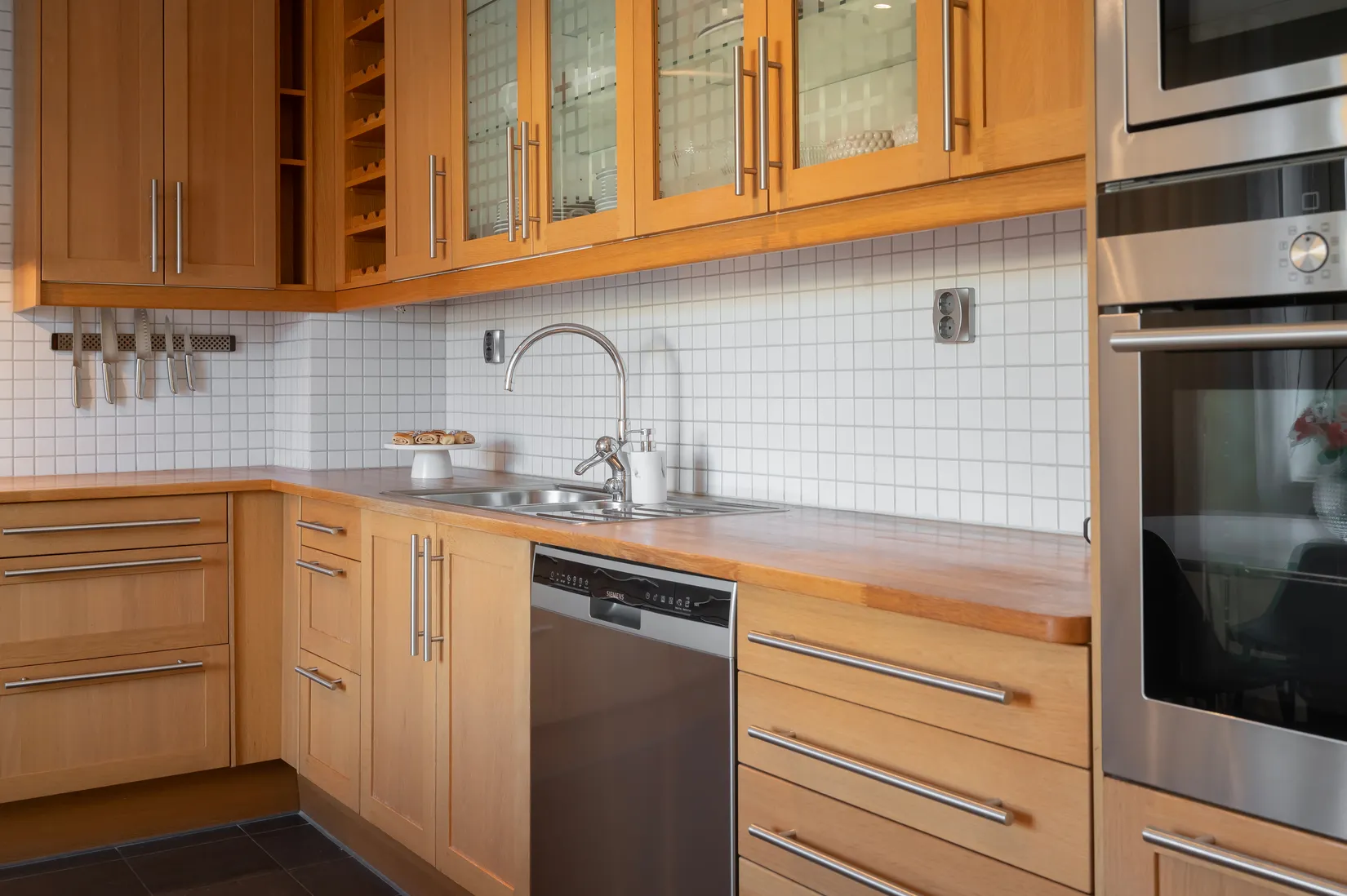 Villa, Radhus, Myrängsvägen 127, Huddinge