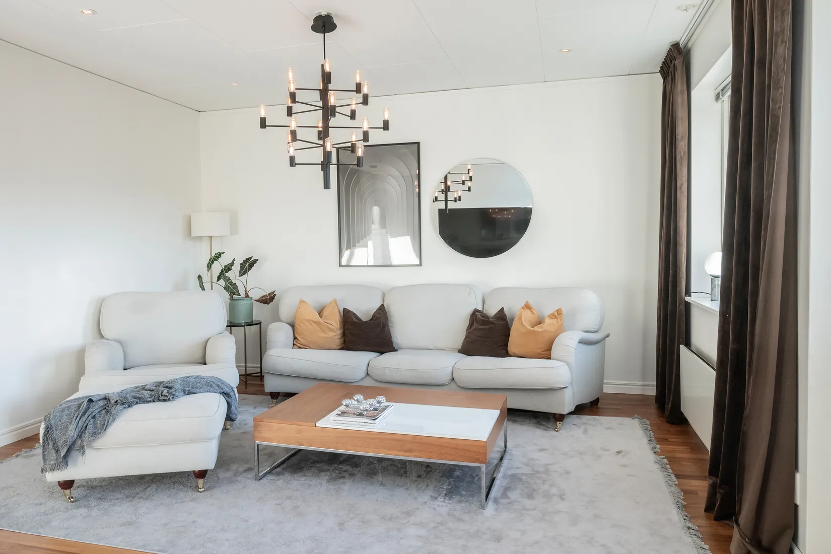 Villa, Radhus, Myrängsvägen 127, Huddinge