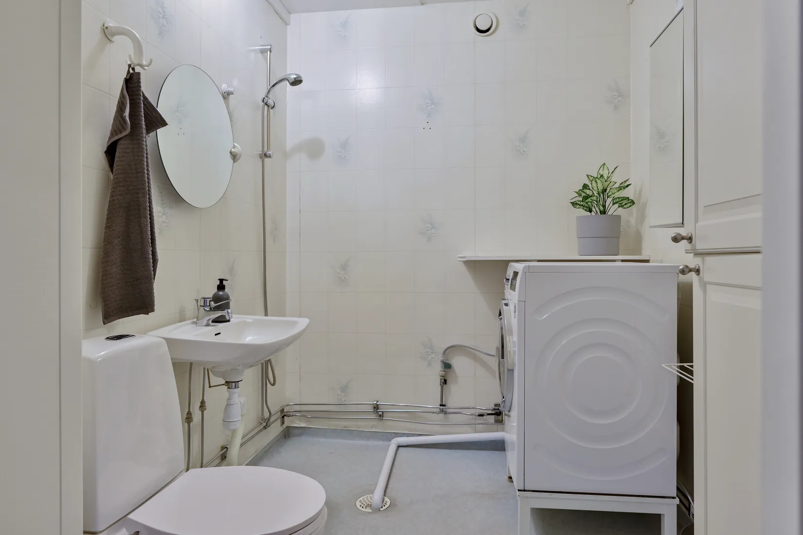 Bostadsrätt, Holmvägen 30, Centralt, Upplands Väsby