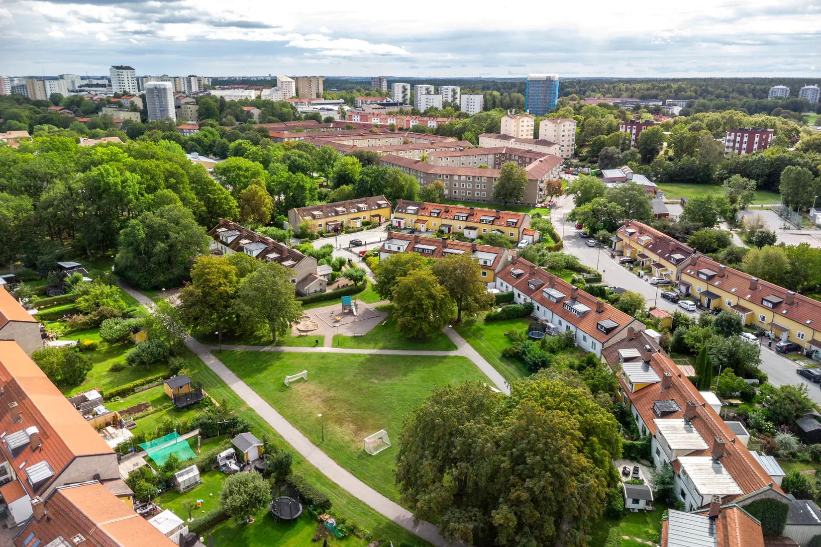 Villa, Radhus, Lyckselevägen 194, Vällingby Centrum, Stockholm