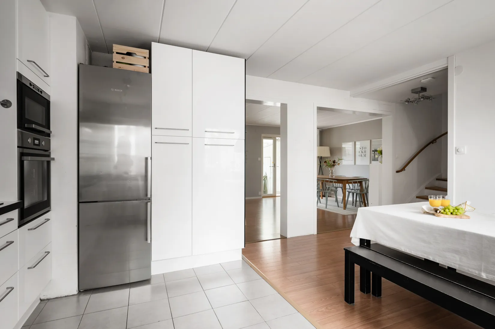 Radhus, Målarvägen 23, Gamla Bro, Upplands-Bro