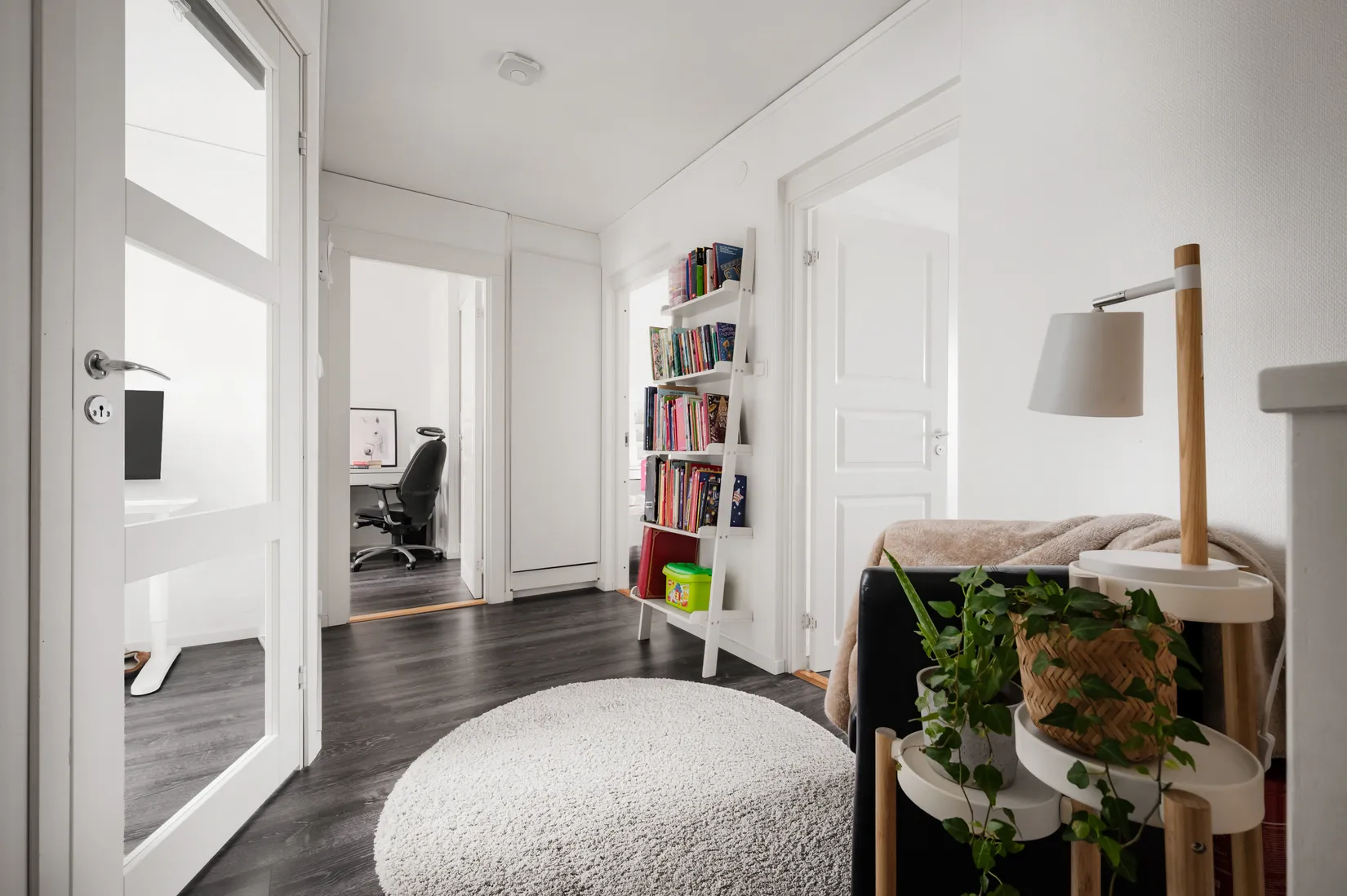 Radhus, Målarvägen 23, Gamla Bro, Upplands-Bro