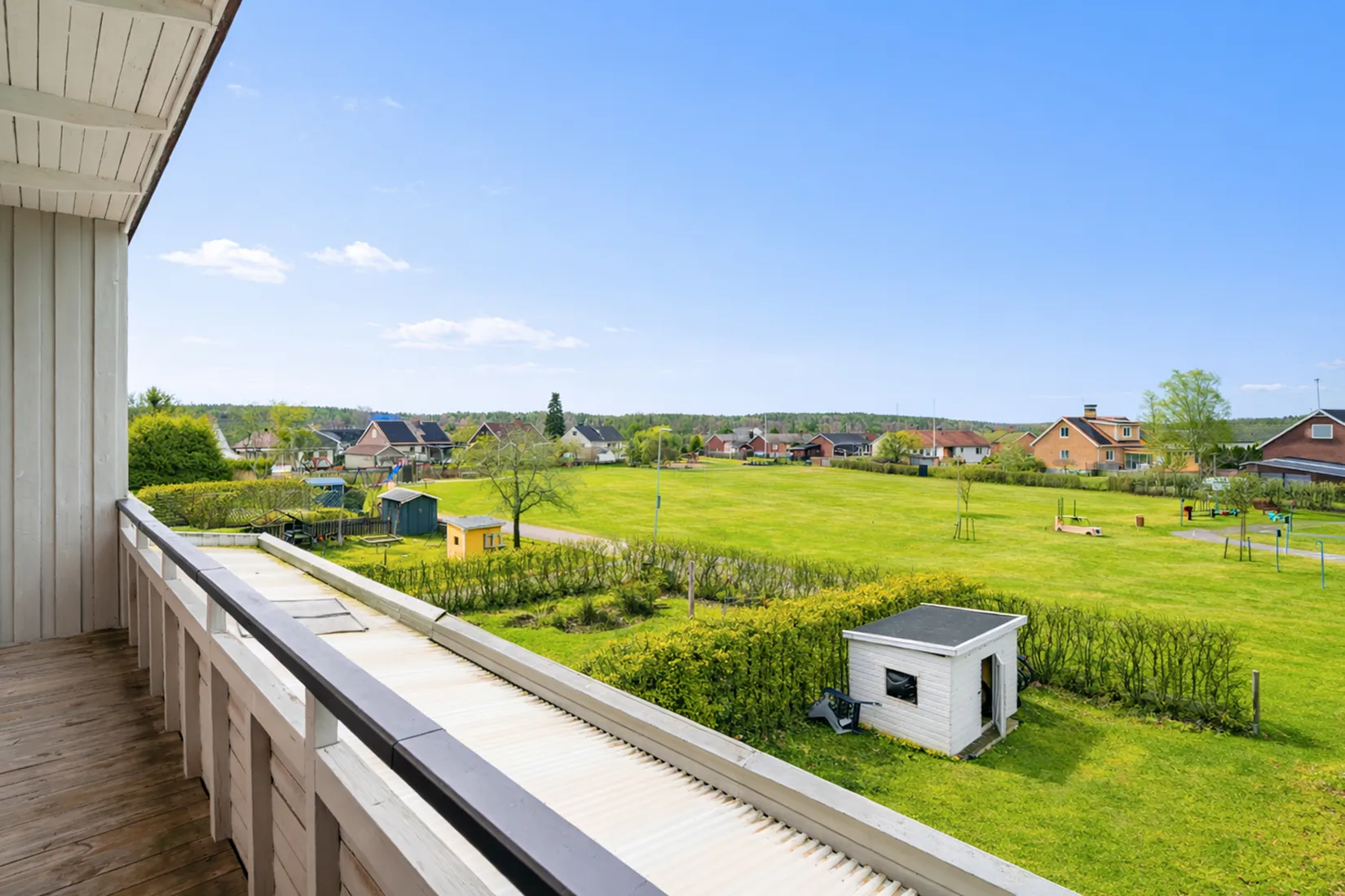 Radhus, Målarvägen 23, Gamla Bro, Upplands-Bro