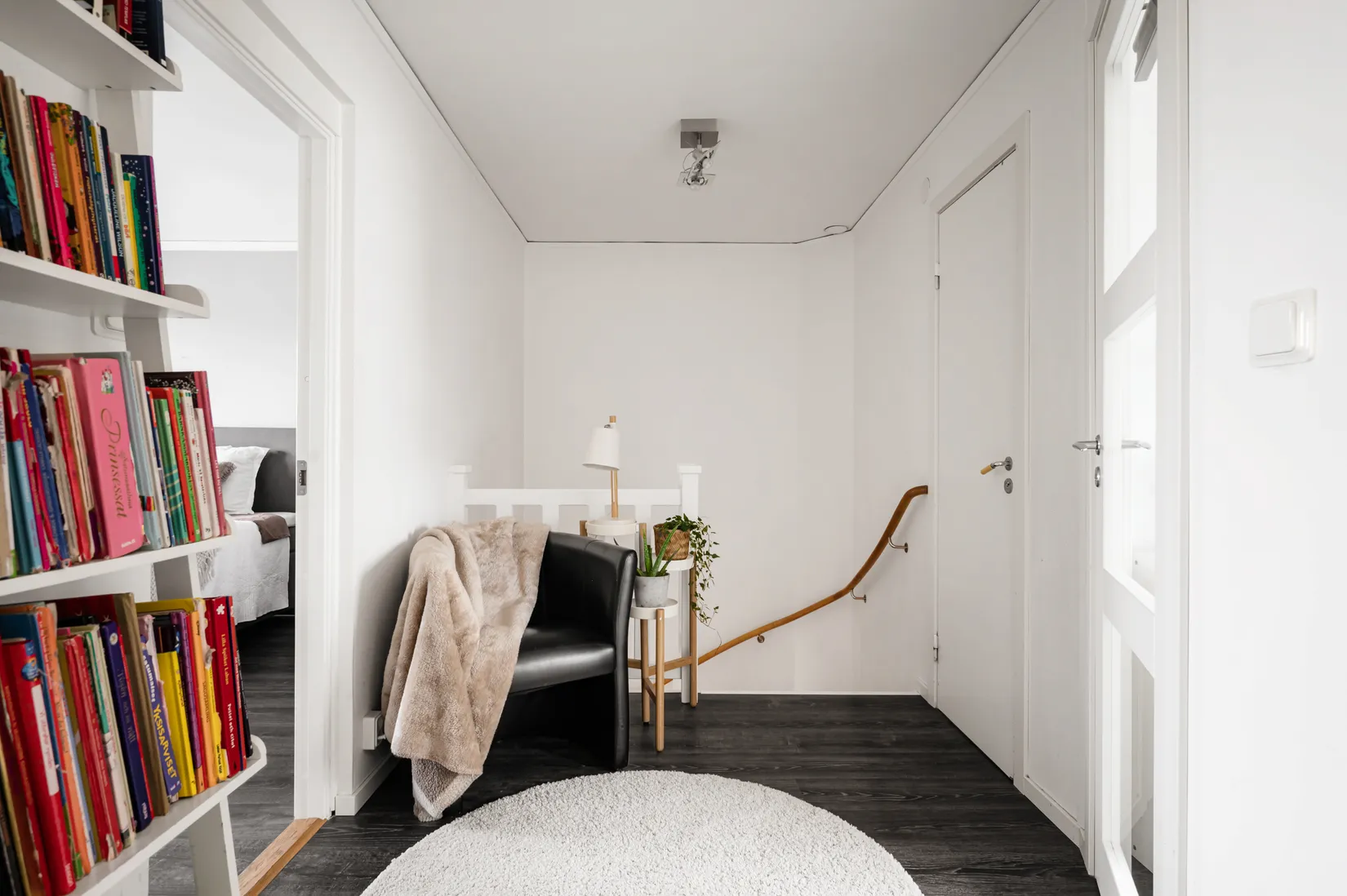 Radhus, Målarvägen 23, Gamla Bro, Upplands-Bro