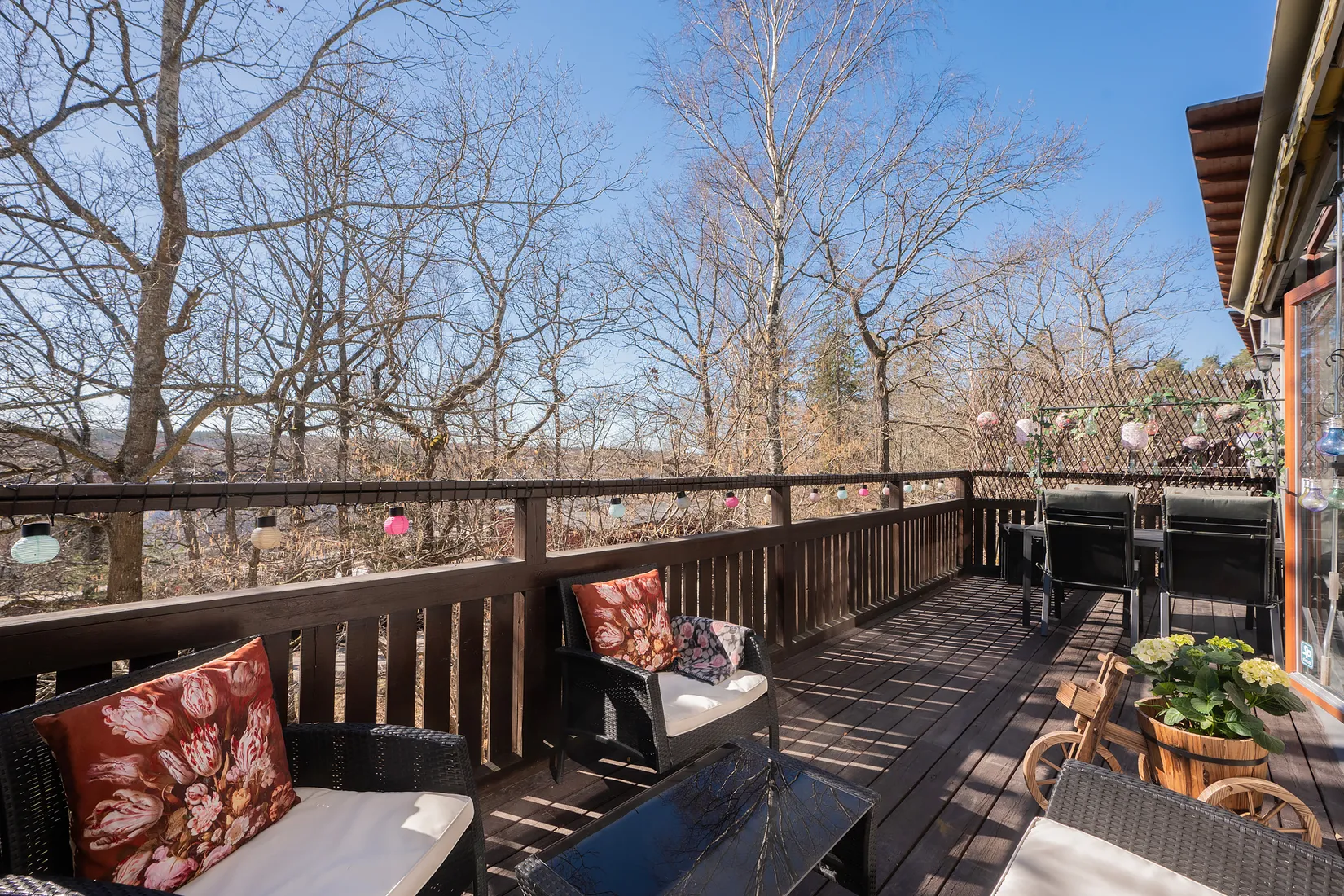 Radhus, Väpnarevägen 57, Huddinge