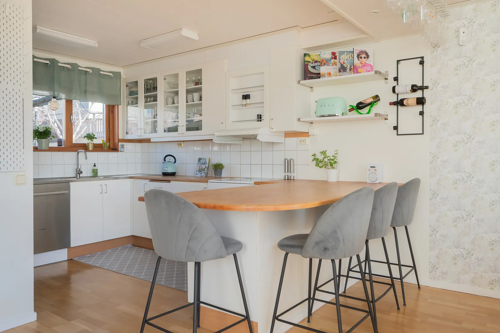 Radhus, Väpnarevägen 57, Huddinge