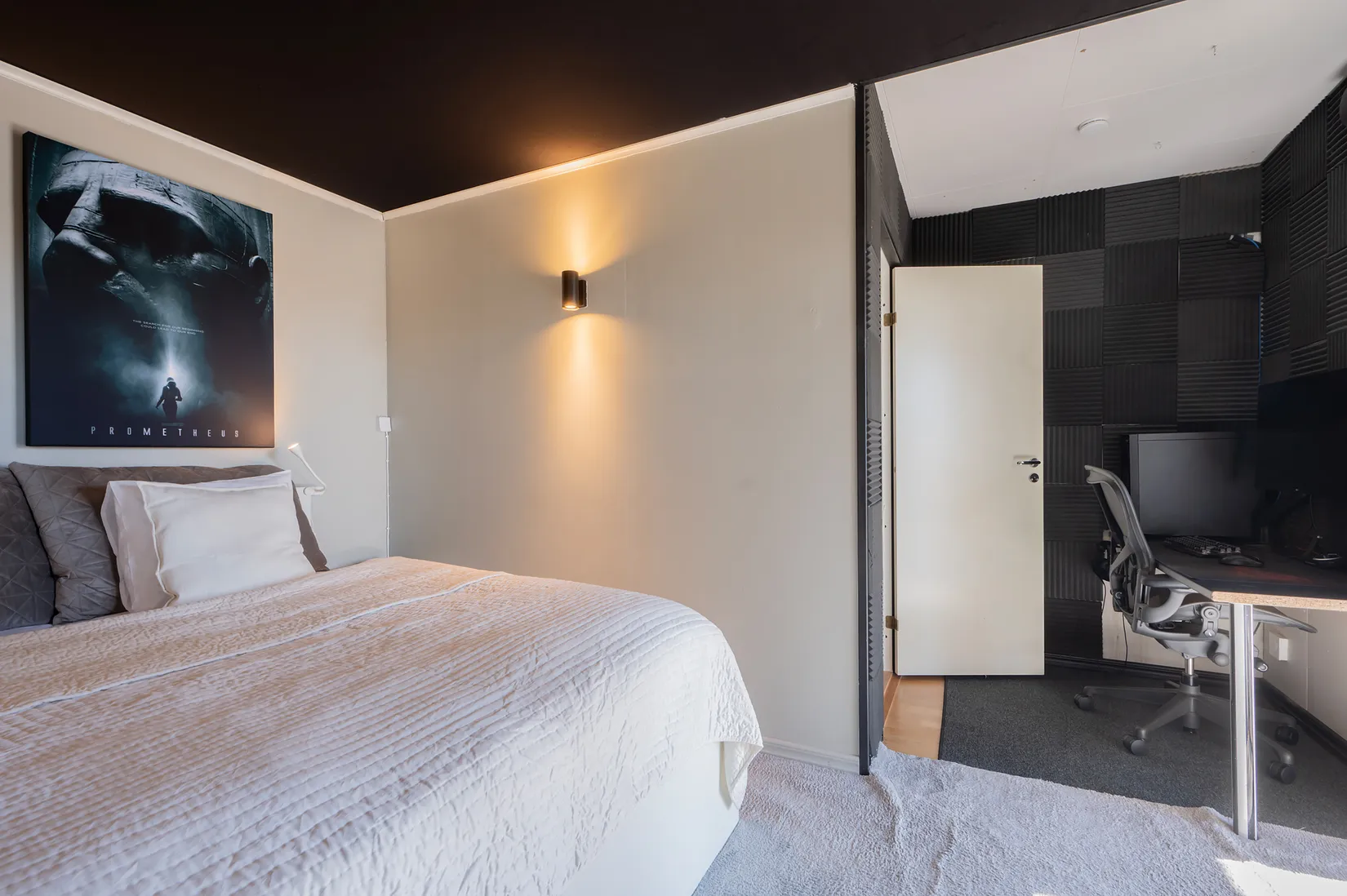 Radhus, Väpnarevägen 57, Huddinge