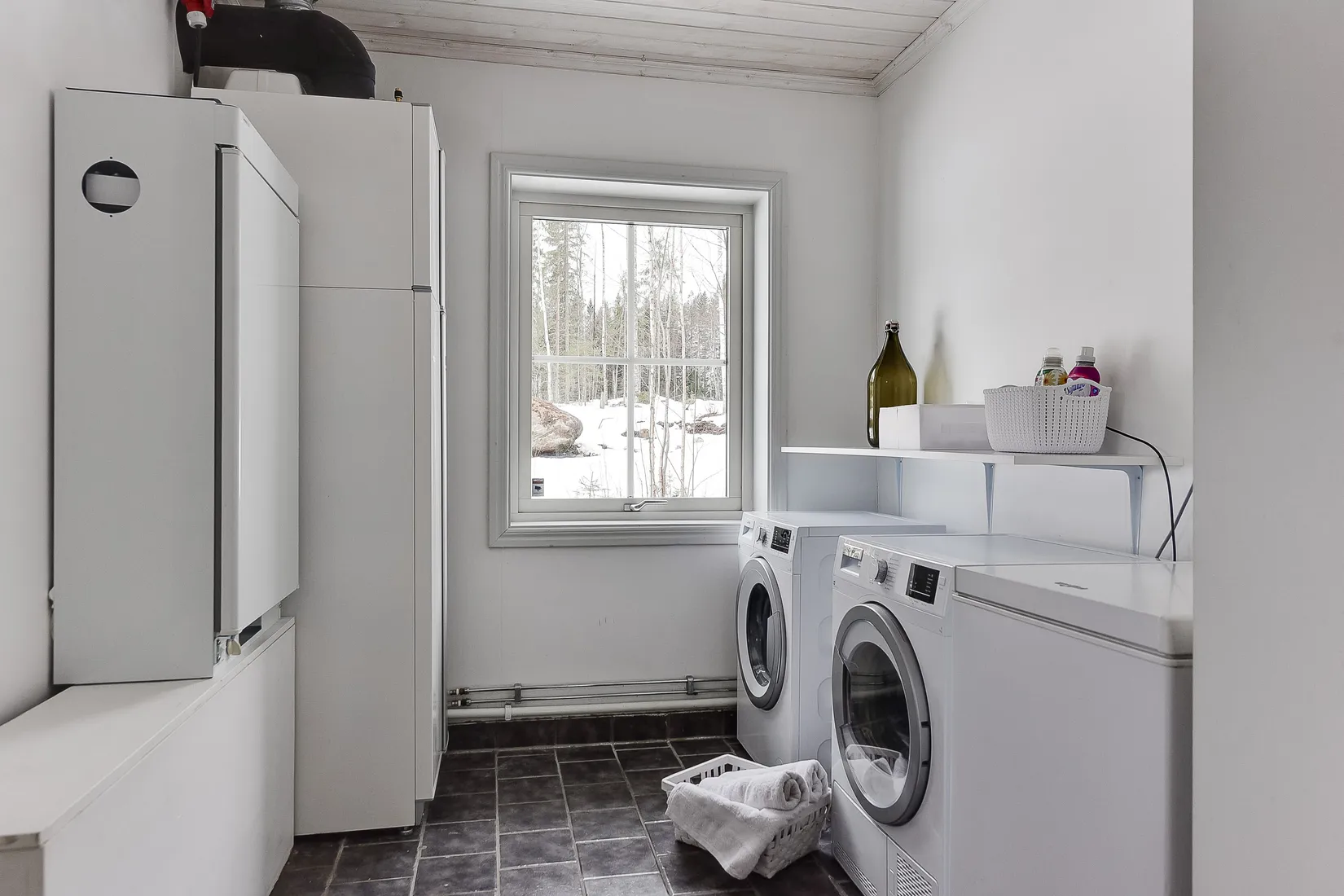 Villa, Mellansvartbäck 100, Bjännsjö, Umeå