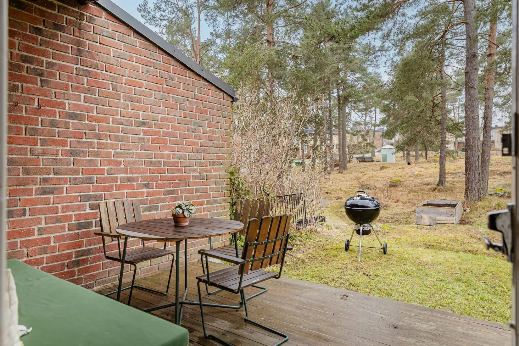 Bostadsrätt, Radhus, Riksrådsvägen 75, Bagarmossen, Stockholm