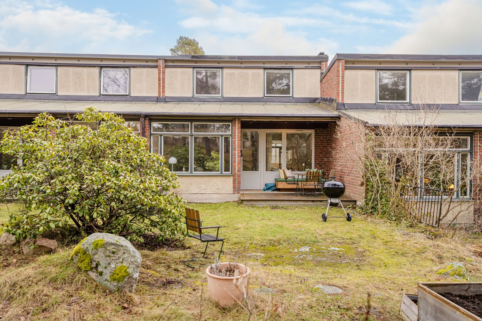 Bostadsrätt, Radhus, Riksrådsvägen 75, Bagarmossen, Stockholm