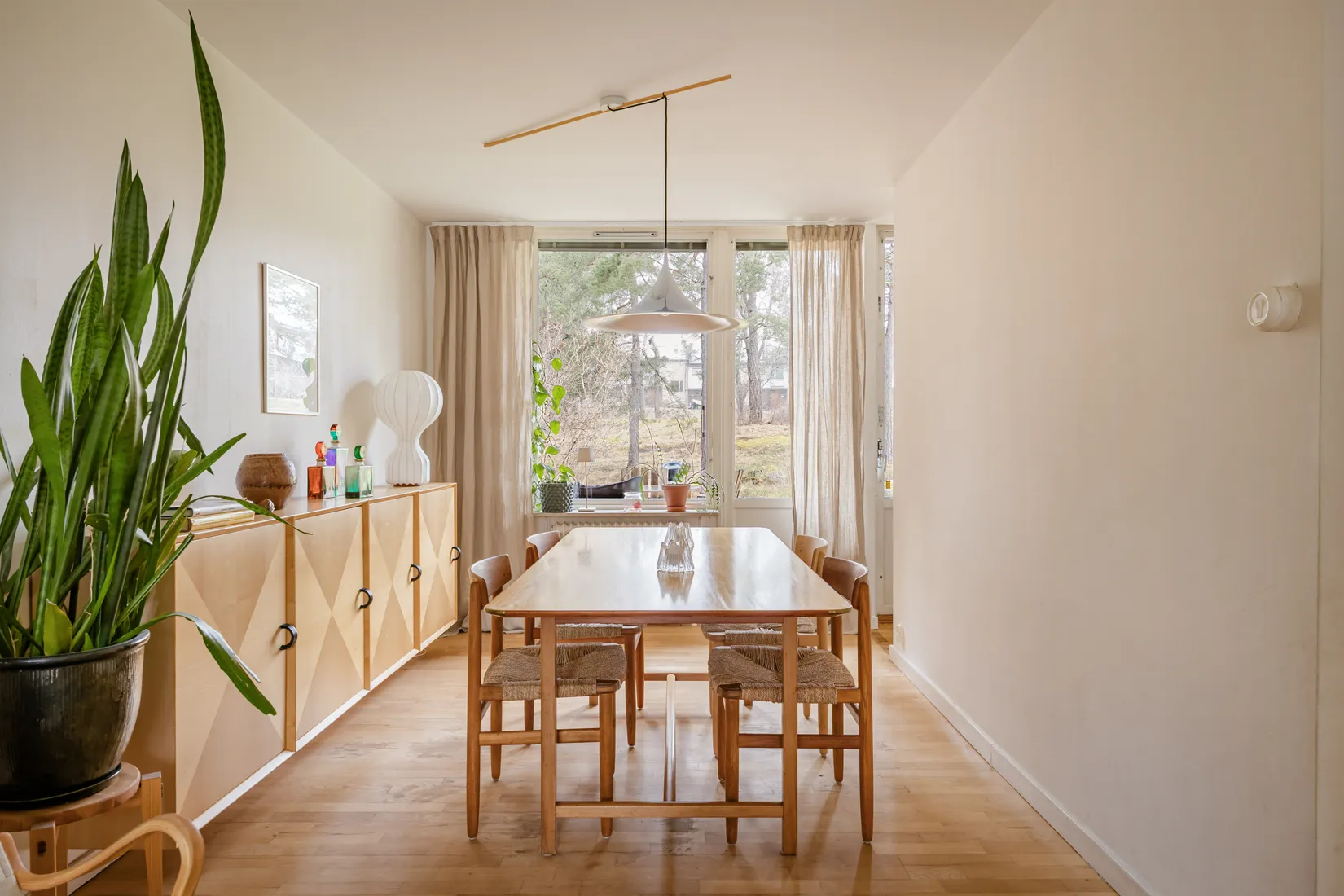 Bostadsrätt, Radhus, Riksrådsvägen 75, Bagarmossen, Stockholm