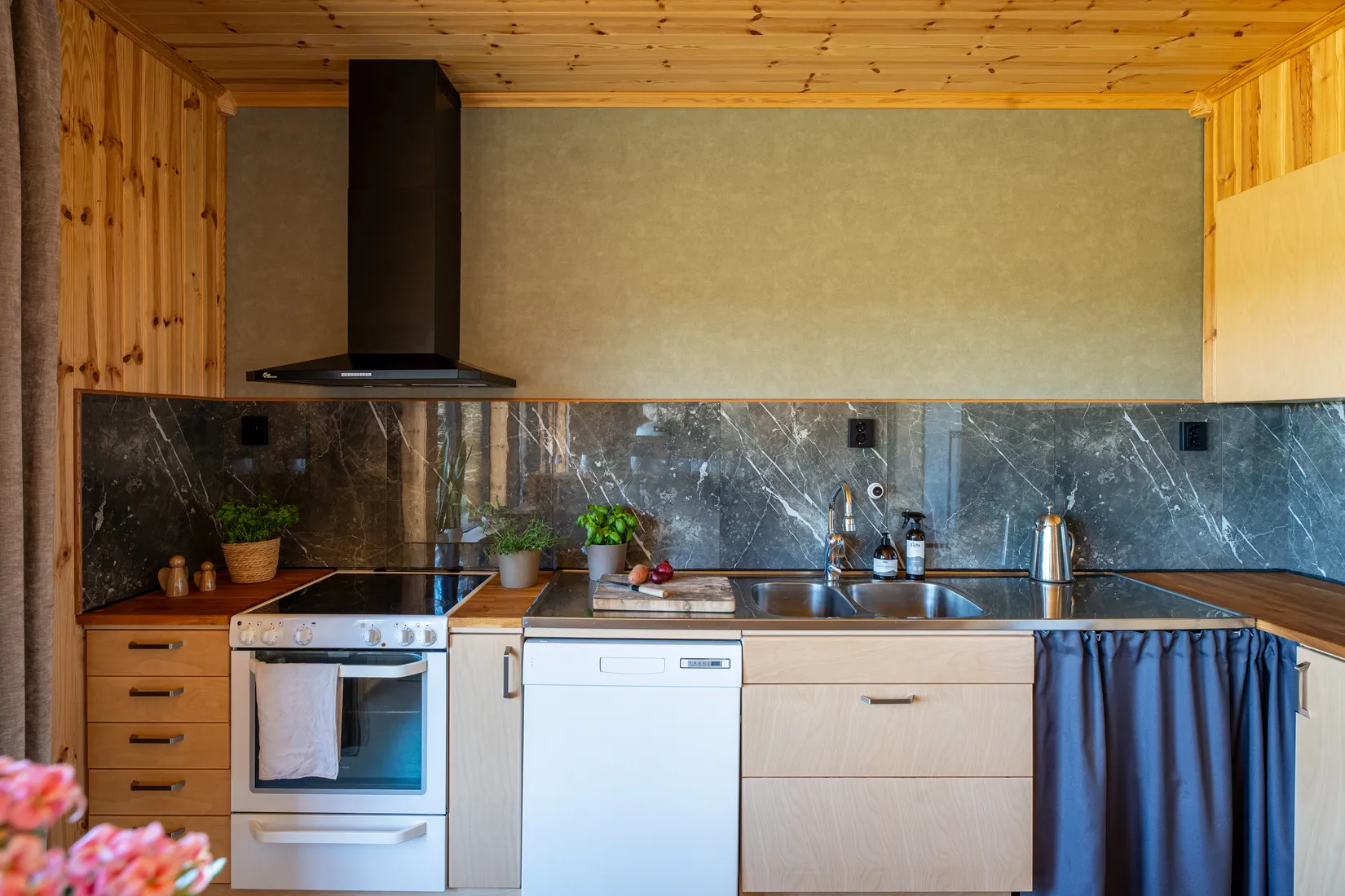 Villa, Liveröd 458, Ljungskile, Uddevalla
