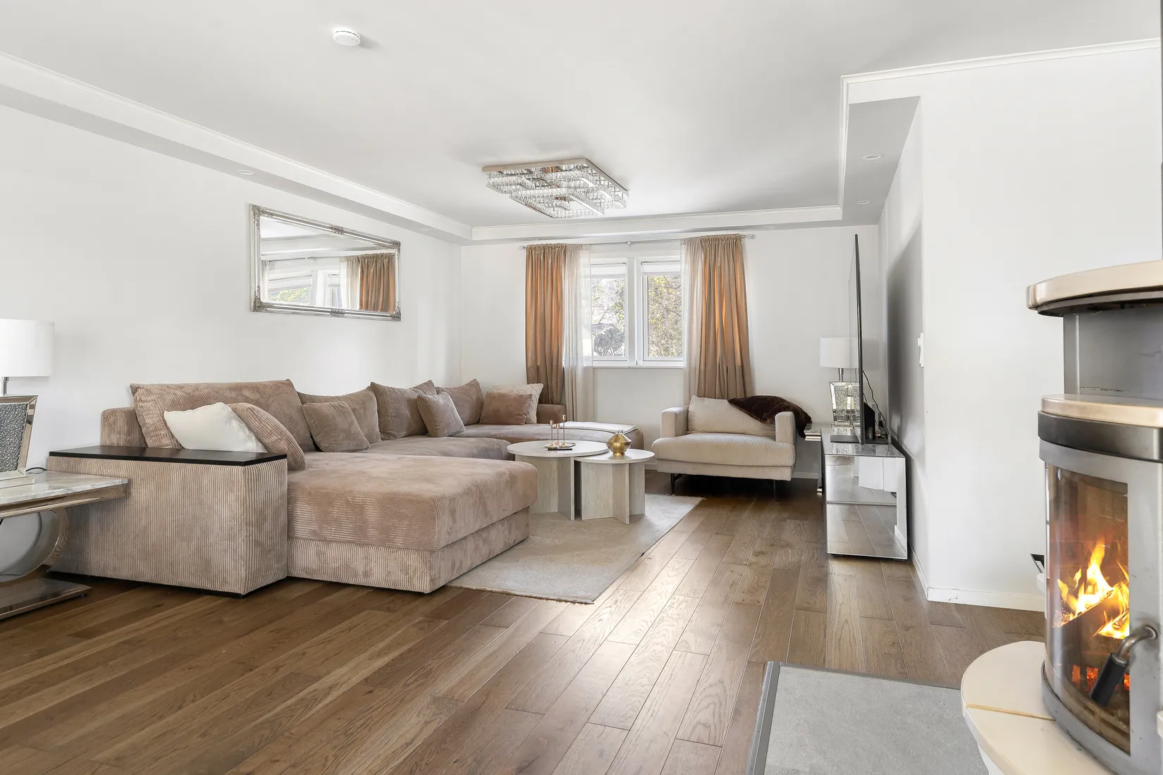 Villa, Tvärvägen 7, Kungsängen/Centrum, Upplands-Bro