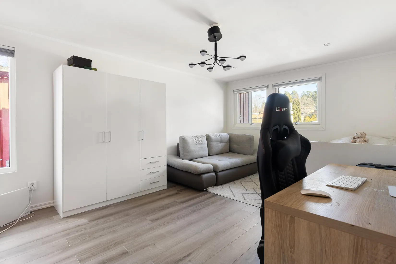 Villa, Tvärvägen 7, Kungsängen/Centrum, Upplands-Bro