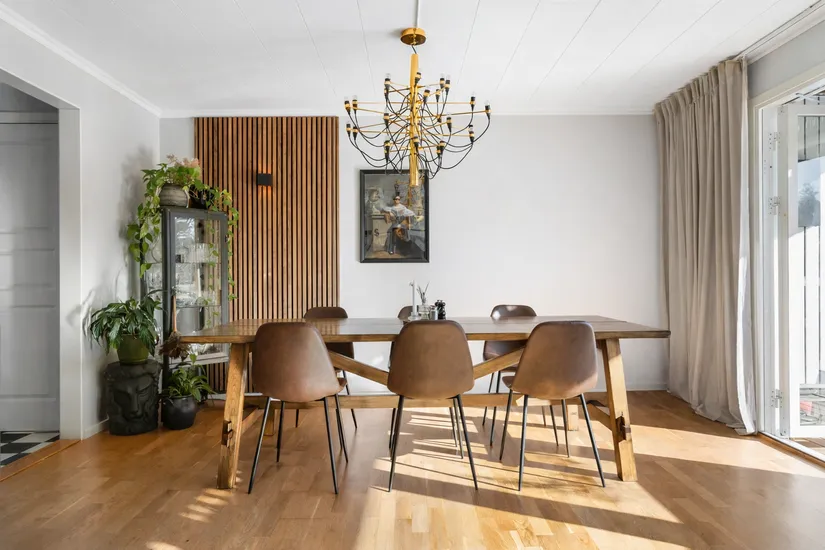 Radhus, Porslinsstigen 9, Brunna, Upplands-Bro