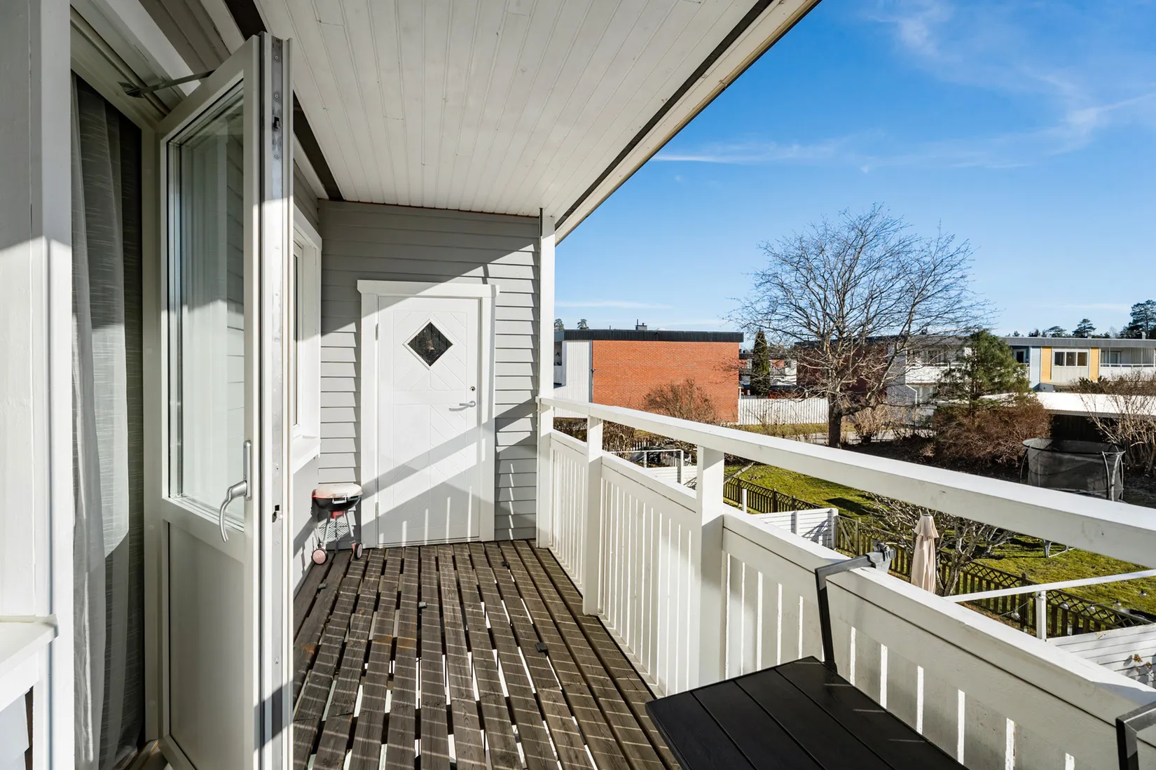 Radhus, Porslinsstigen 9, Brunna, Upplands-Bro