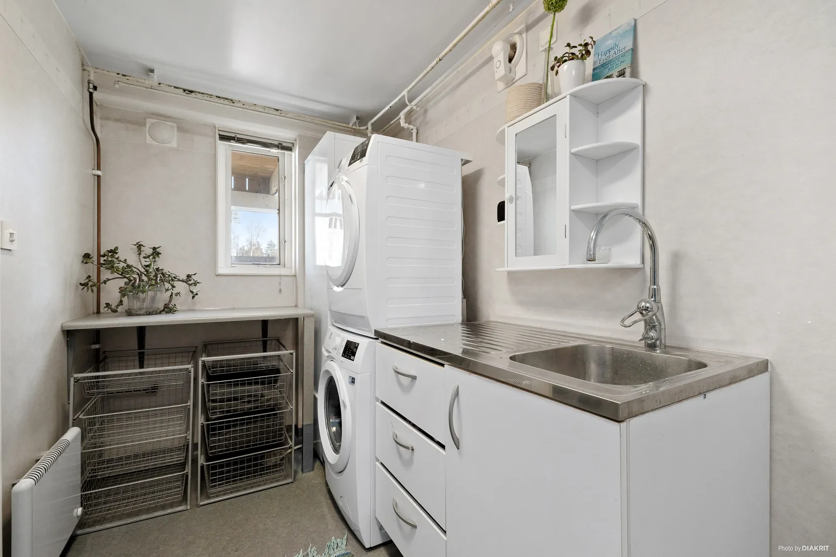 Villa, Radhus, Vattenmåravägen 20, Sjukyrkoberget, Upplands Väsby