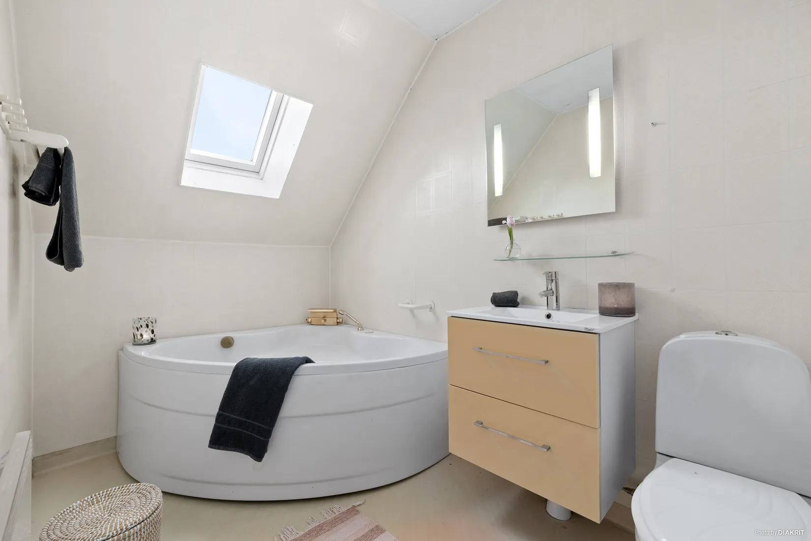 Villa, Radhus, Vattenmåravägen 20, Sjukyrkoberget, Upplands Väsby