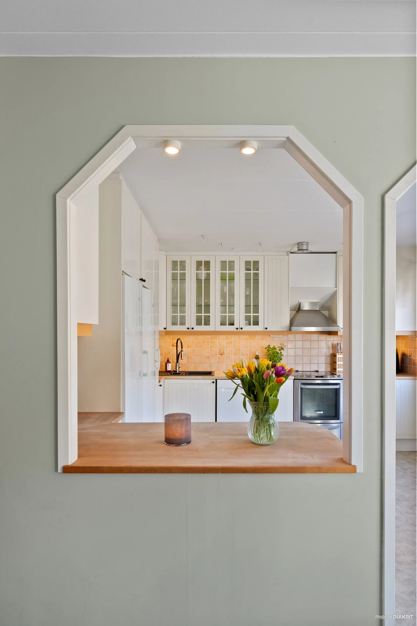 Villa, Radhus, Vattenmåravägen 20, Sjukyrkoberget, Upplands Väsby