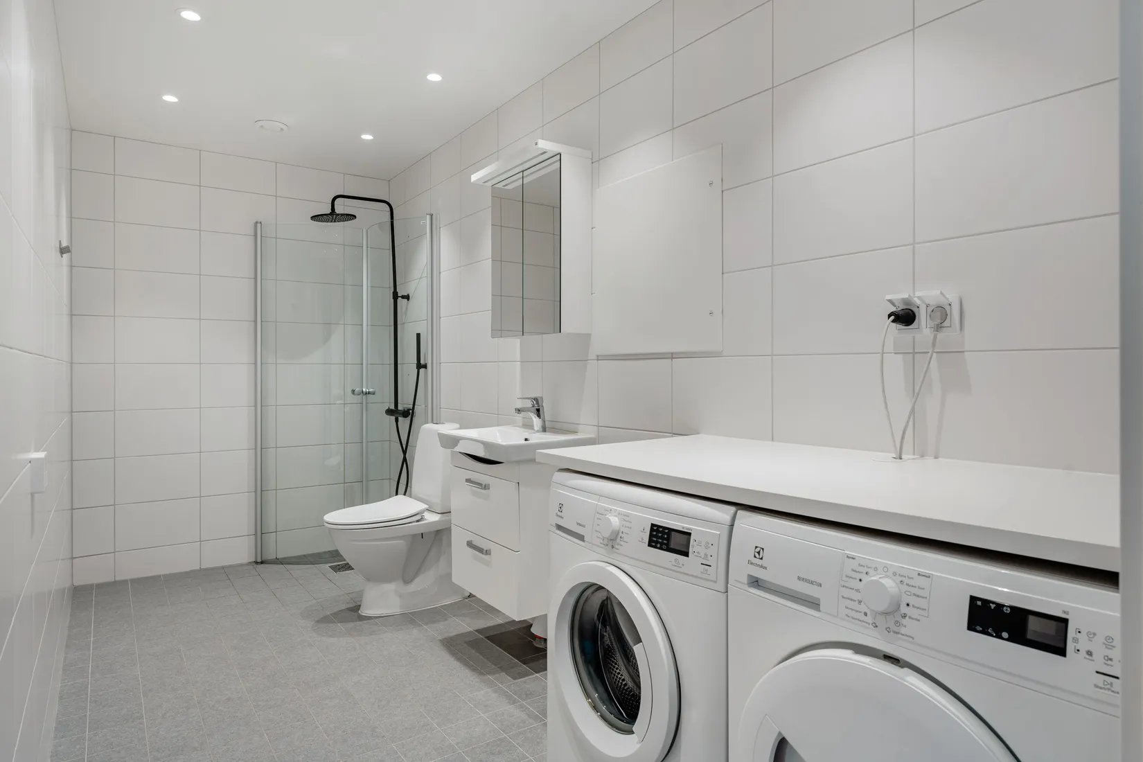 Bostadsrätt, UGGLEVÄGEN 2, Ullna Strand, Täby