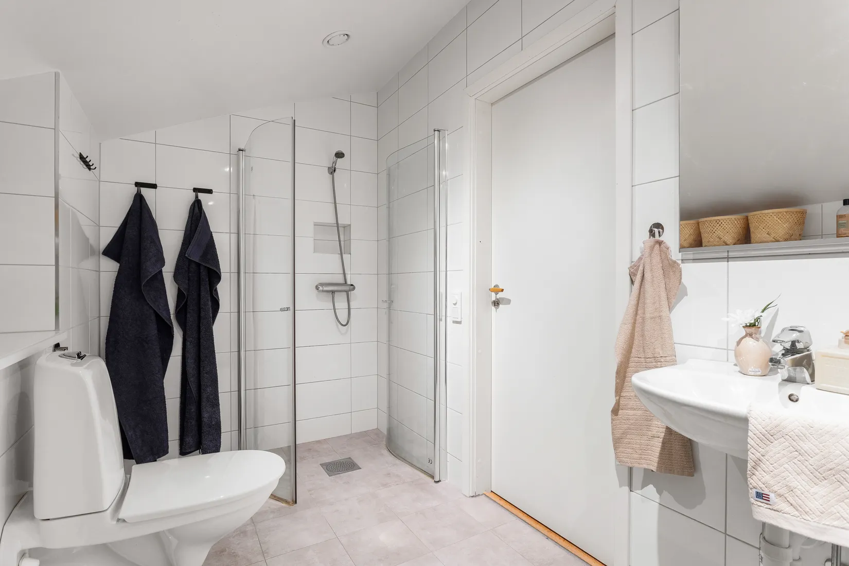 Bostadsrätt, Engelbrektsvägen 26C, 5 tr. (högst upp), Jakobsberg, Järfälla