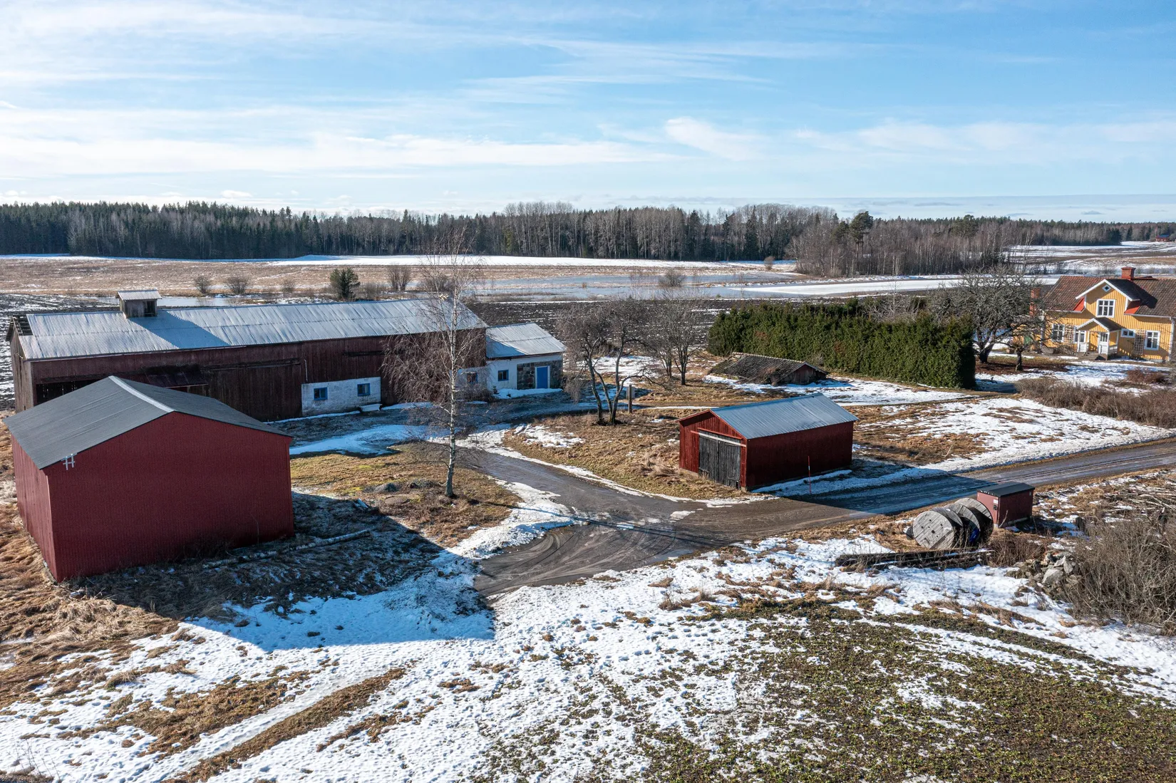 Gård/Skog, Fläckebo Holmbo 112, Sala