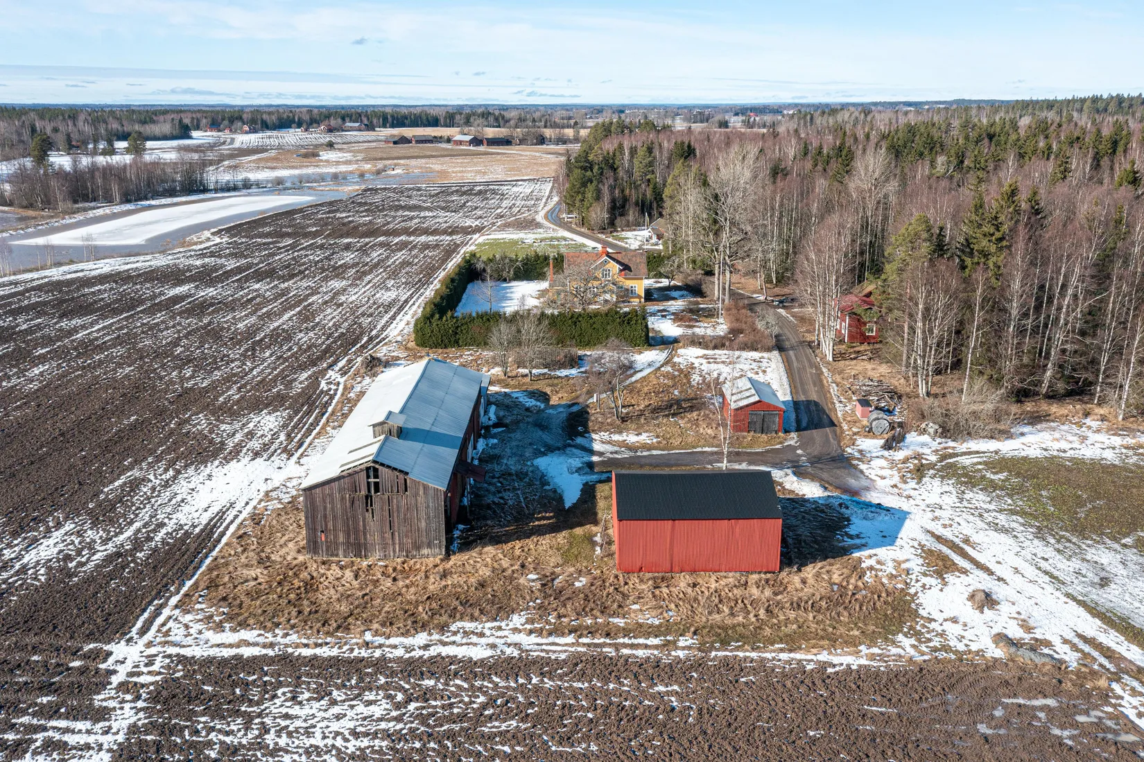 Gård/Skog, Fläckebo Holmbo 112, Sala