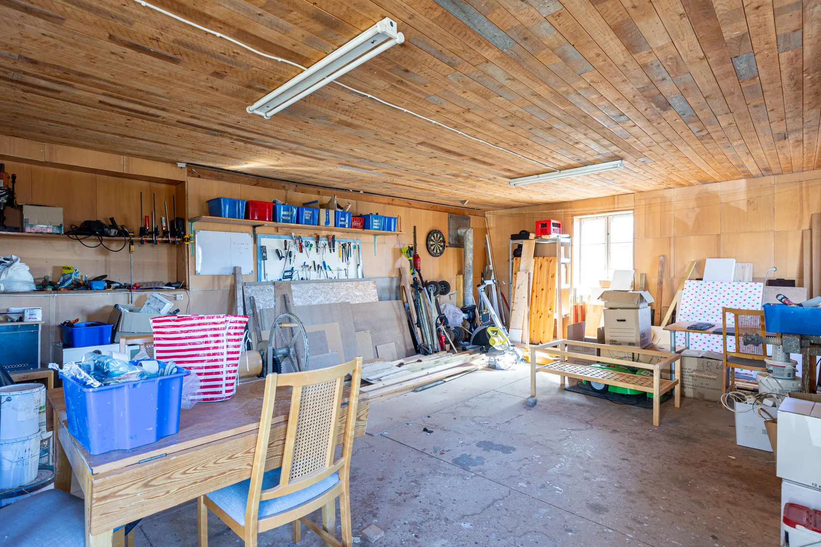 Gård/Skog, Fläckebo Holmbo 112, Sala