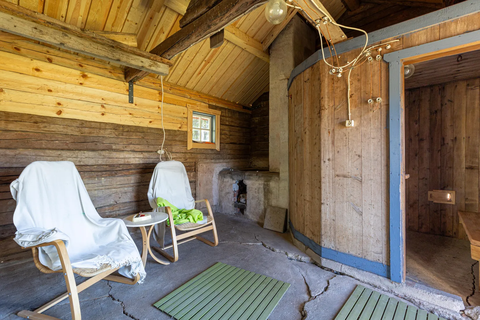 Gård/Skog, Fläckebo Holmbo 112, Sala