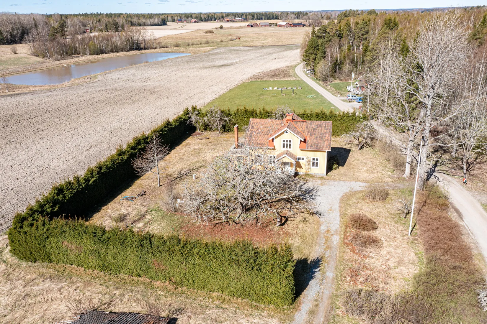 Gård/Skog, Fläckebo Holmbo 112, Sala