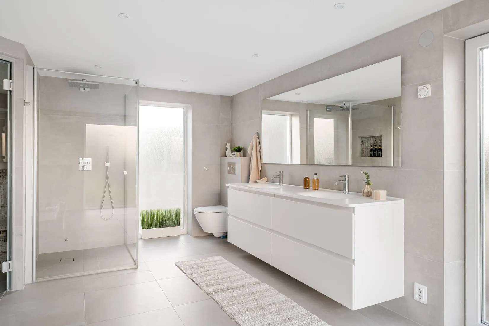 Villa, Ekstrandsvägen 1, Skälby, Järfälla