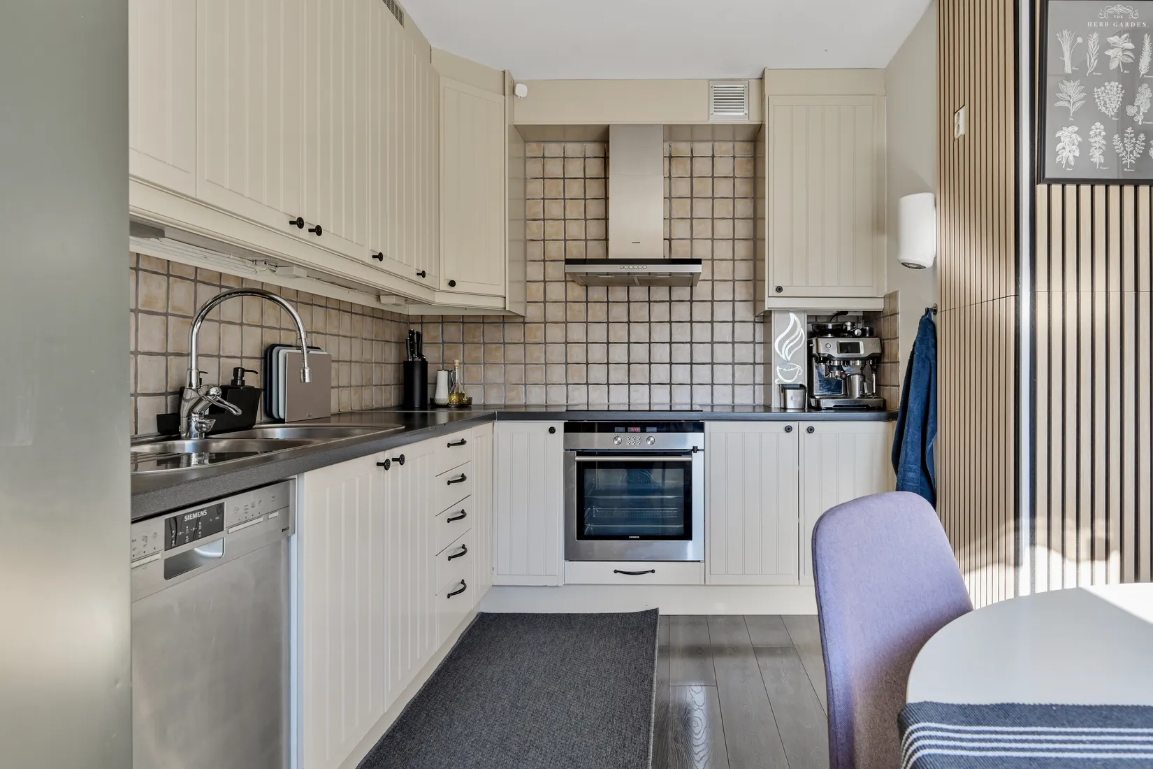 Bostadsrätt, Radhus, Sadelgatan 153, Smedby, Upplands Väsby