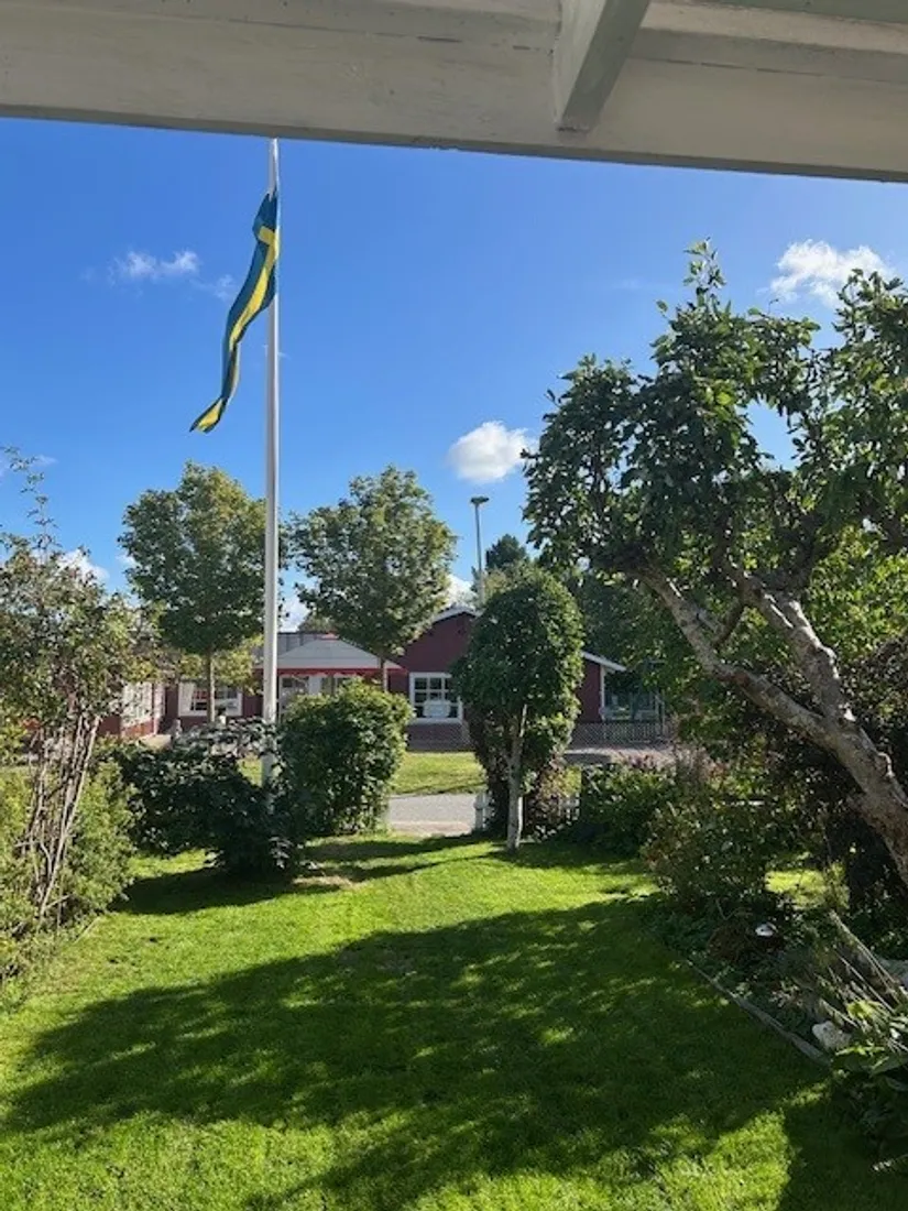 Villa, Radhus, Lövmovägen 66, Bollstanäs, Upplands Väsby