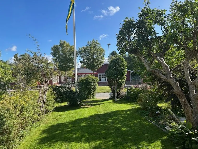 Villa, Radhus, Lövmovägen 66, Bollstanäs, Upplands Väsby