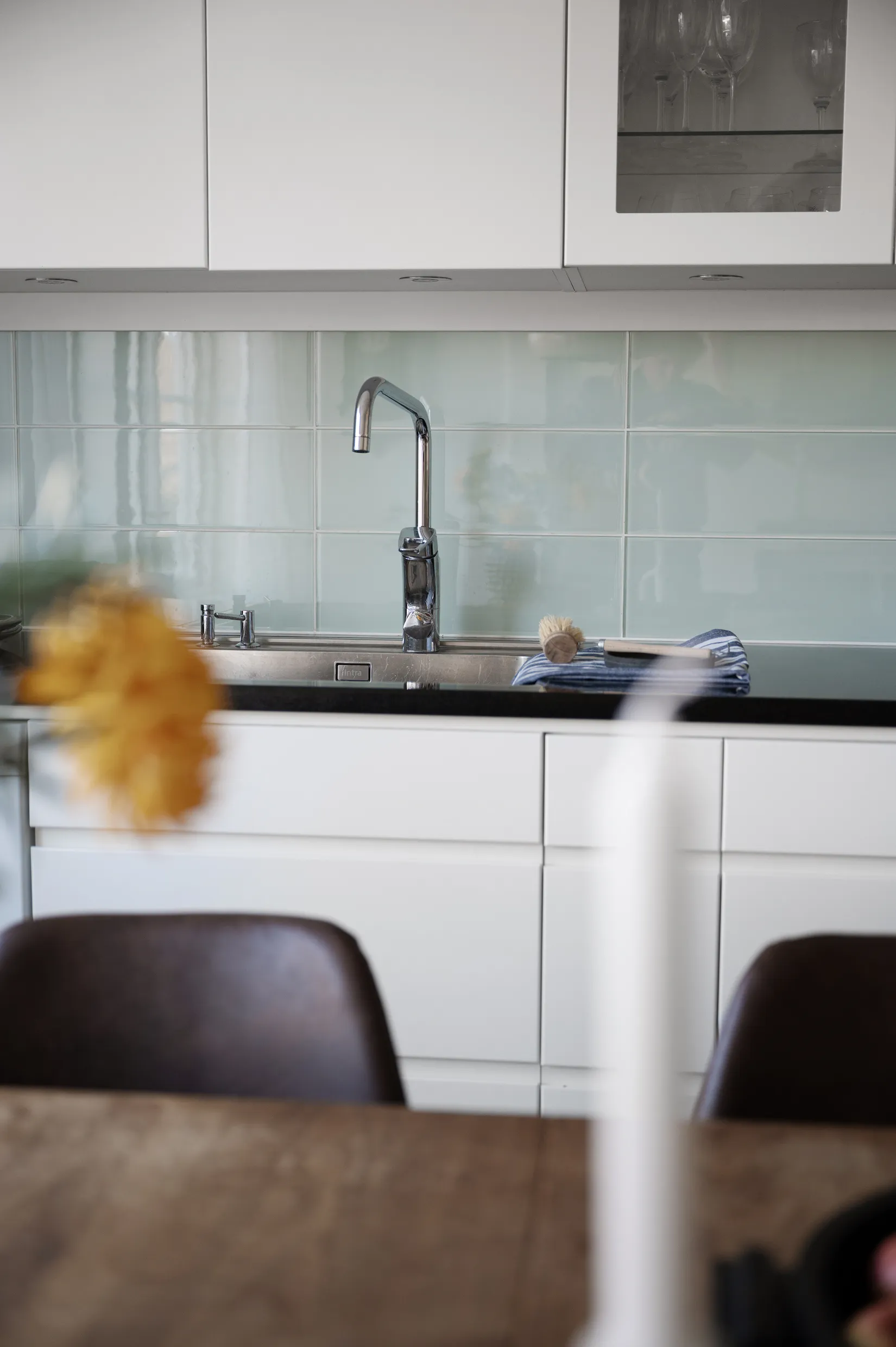 Villa, Radhus, Lövmovägen 66, Bollstanäs, Upplands Väsby