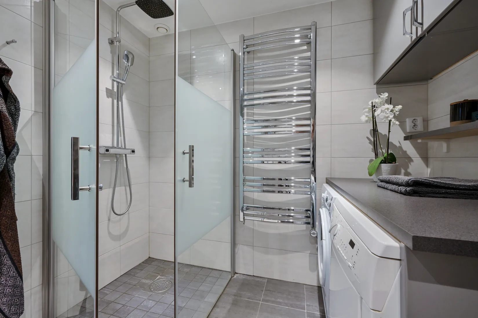 Villa, Radhus, Lövmovägen 66, Bollstanäs, Upplands Väsby