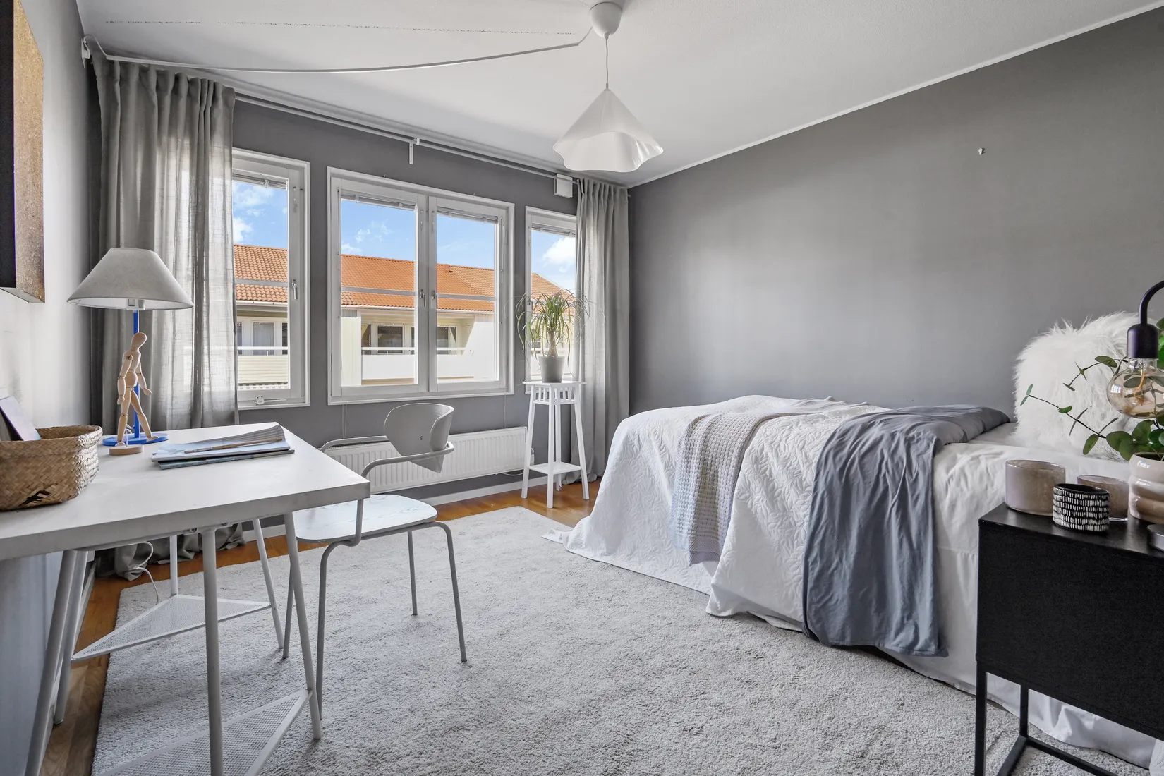 Villa, Radhus, Lövmovägen 66, Bollstanäs, Upplands Väsby