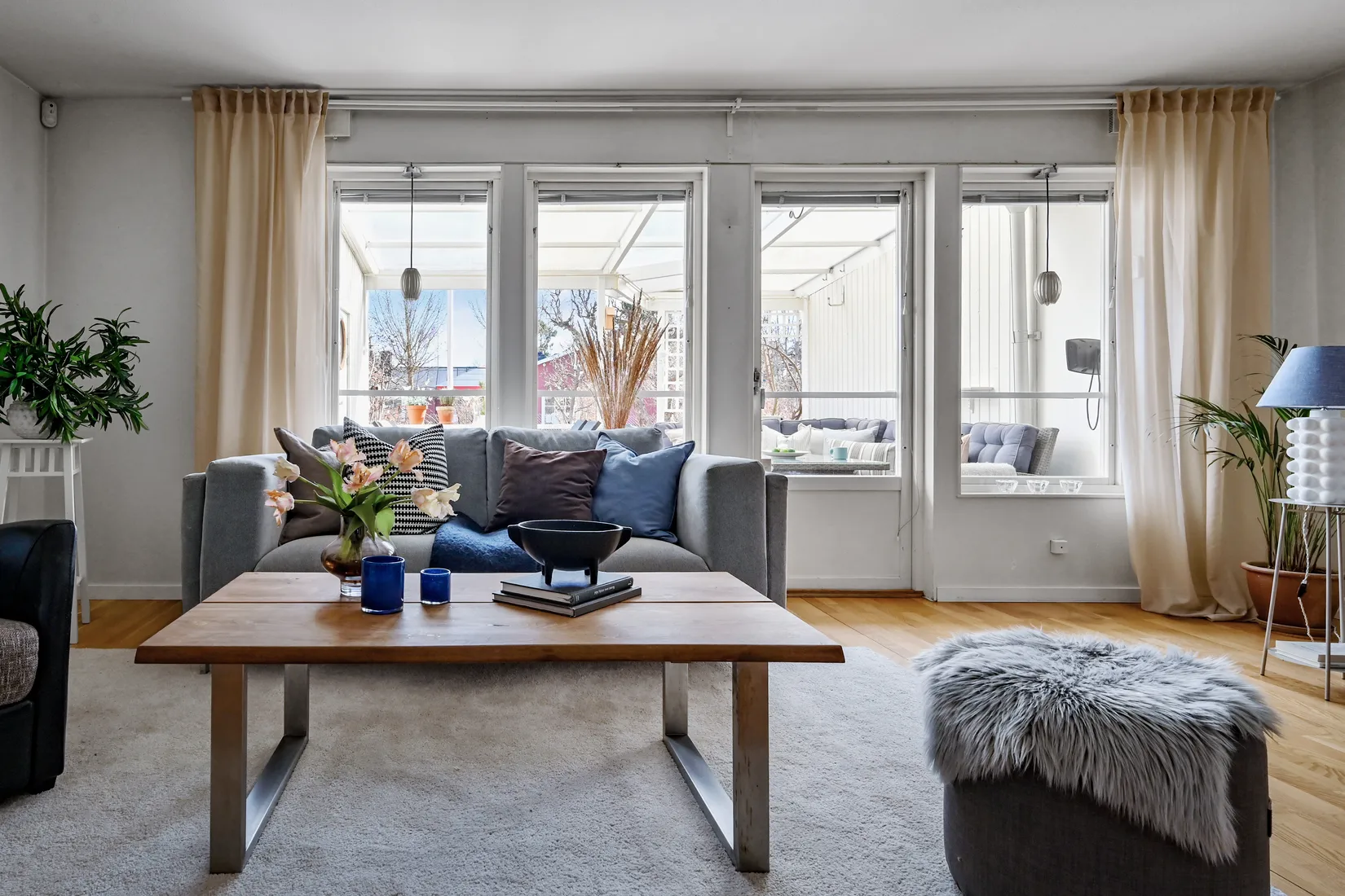 Villa, Radhus, Lövmovägen 66, Bollstanäs, Upplands Väsby