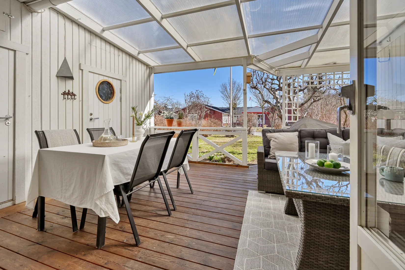 Villa, Radhus, Lövmovägen 66, Bollstanäs, Upplands Väsby