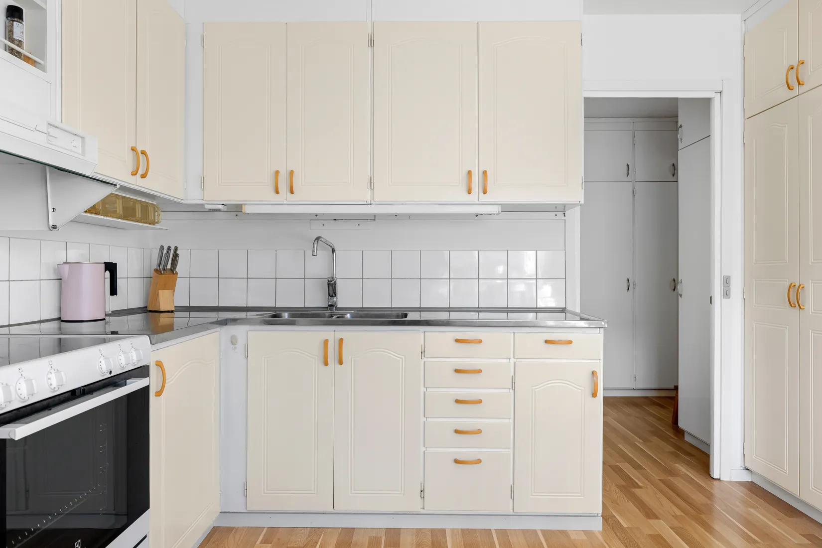 Bostadsrätt, Tegvägen 74, Viksjö, Järfälla