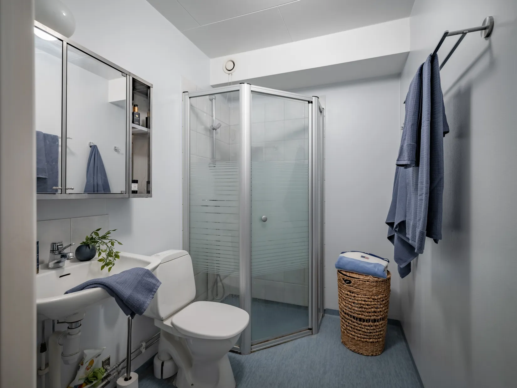 Villa, Radhus, Ättehagsvägen 31, Gribbylund, Täby