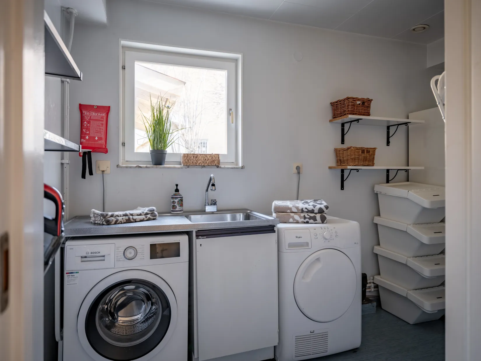 Villa, Radhus, Ättehagsvägen 31, Gribbylund, Täby