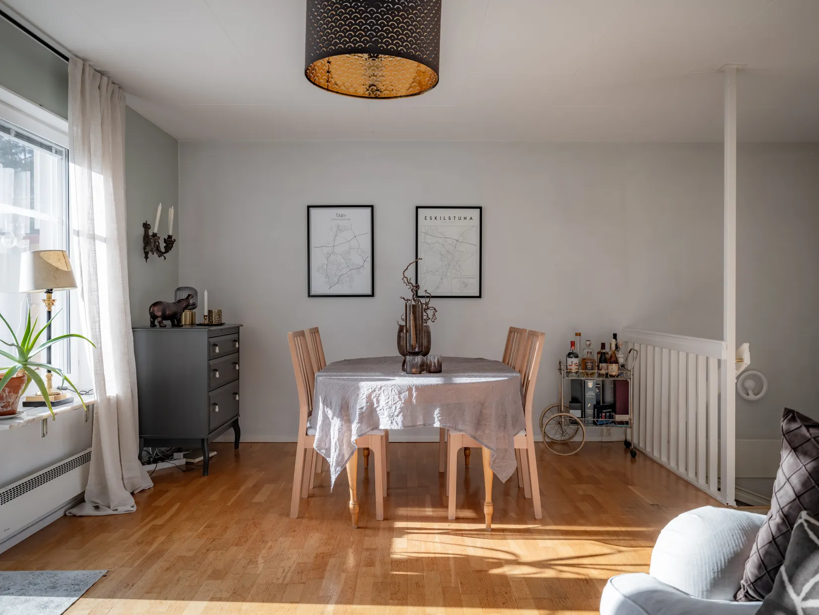 Villa, Radhus, Ättehagsvägen 31, Gribbylund, Täby