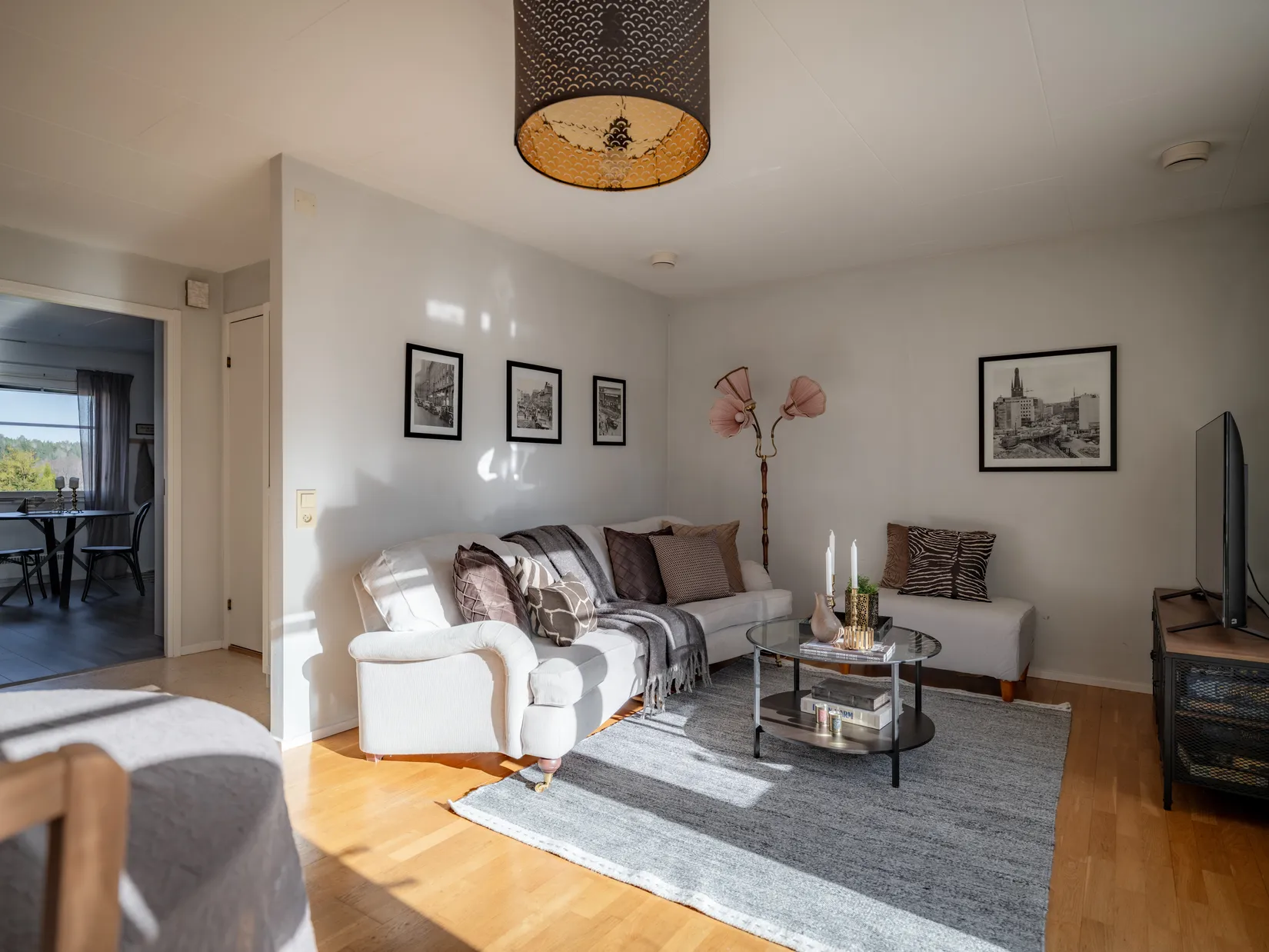 Villa, Radhus, Ättehagsvägen 31, Gribbylund, Täby